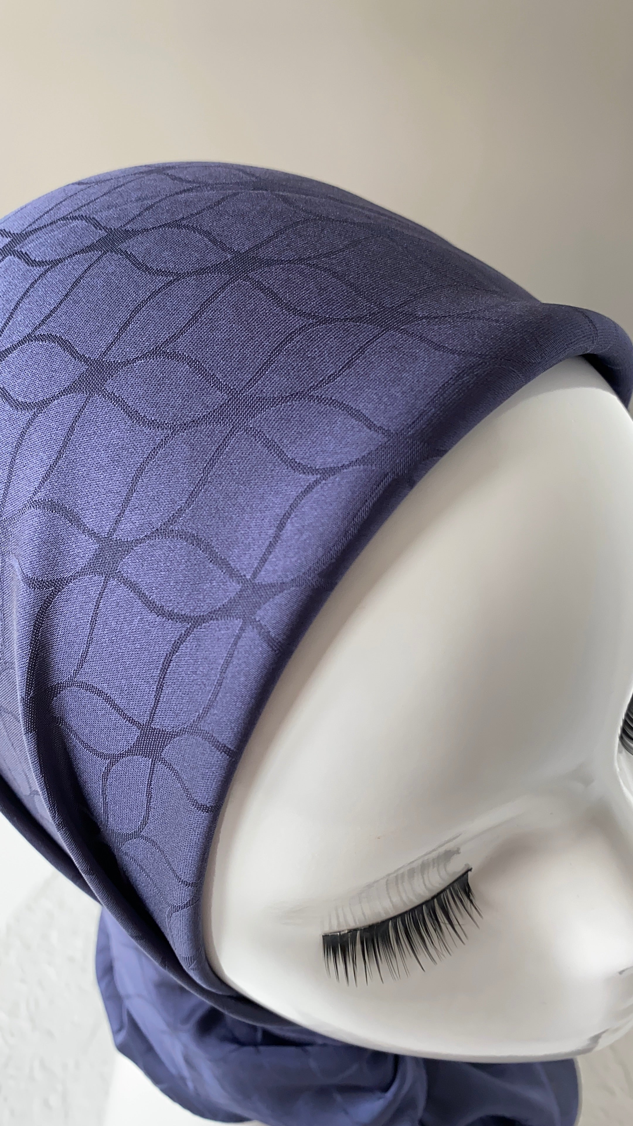London Jakarli Silk Cotton Dark Gray لندن جاكارلي حرير قطن سكني غامق
