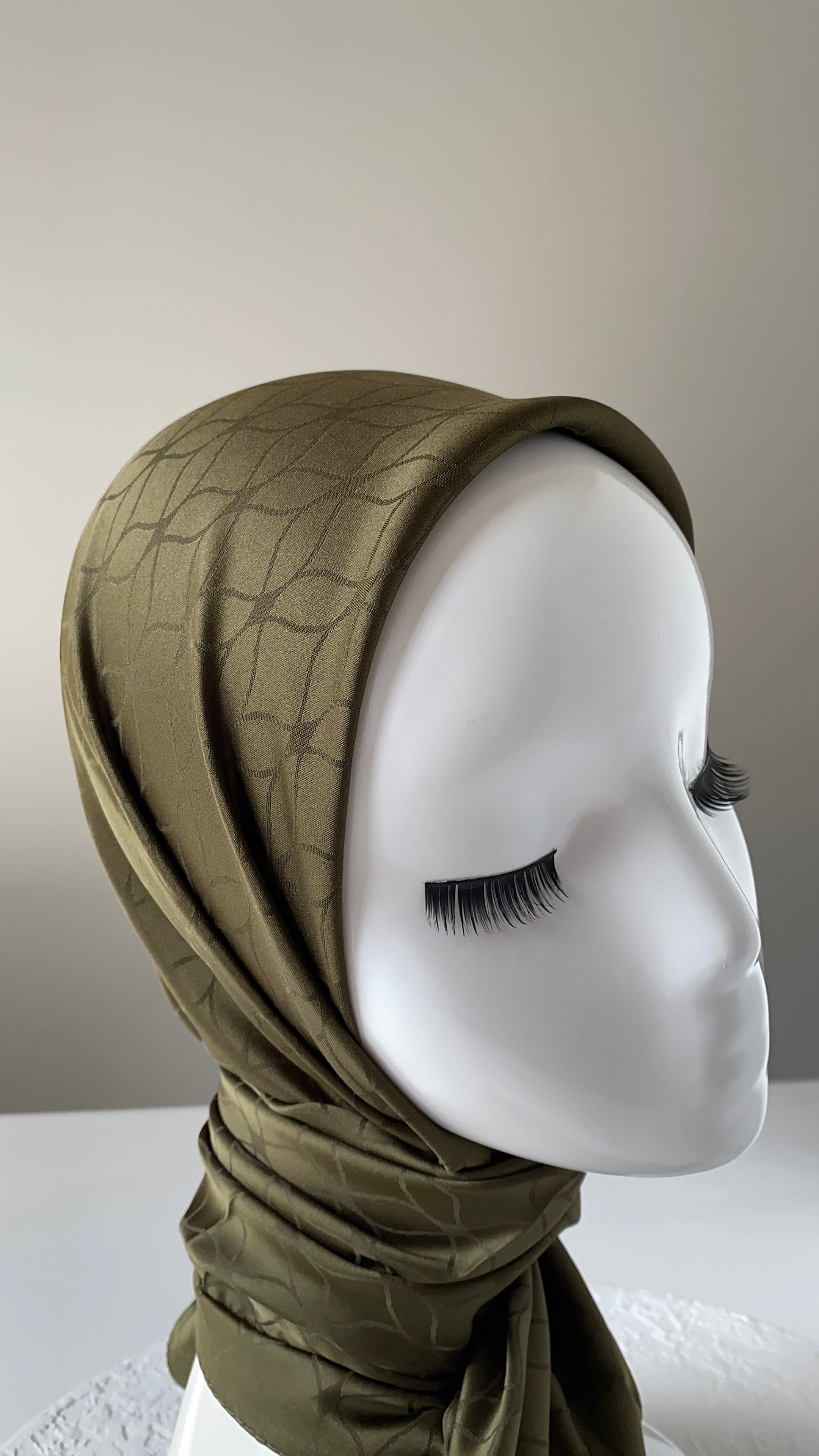London Jakarli Silk Cotton Olive Oil Green لندن جاكارلي حرير قطن زيتي