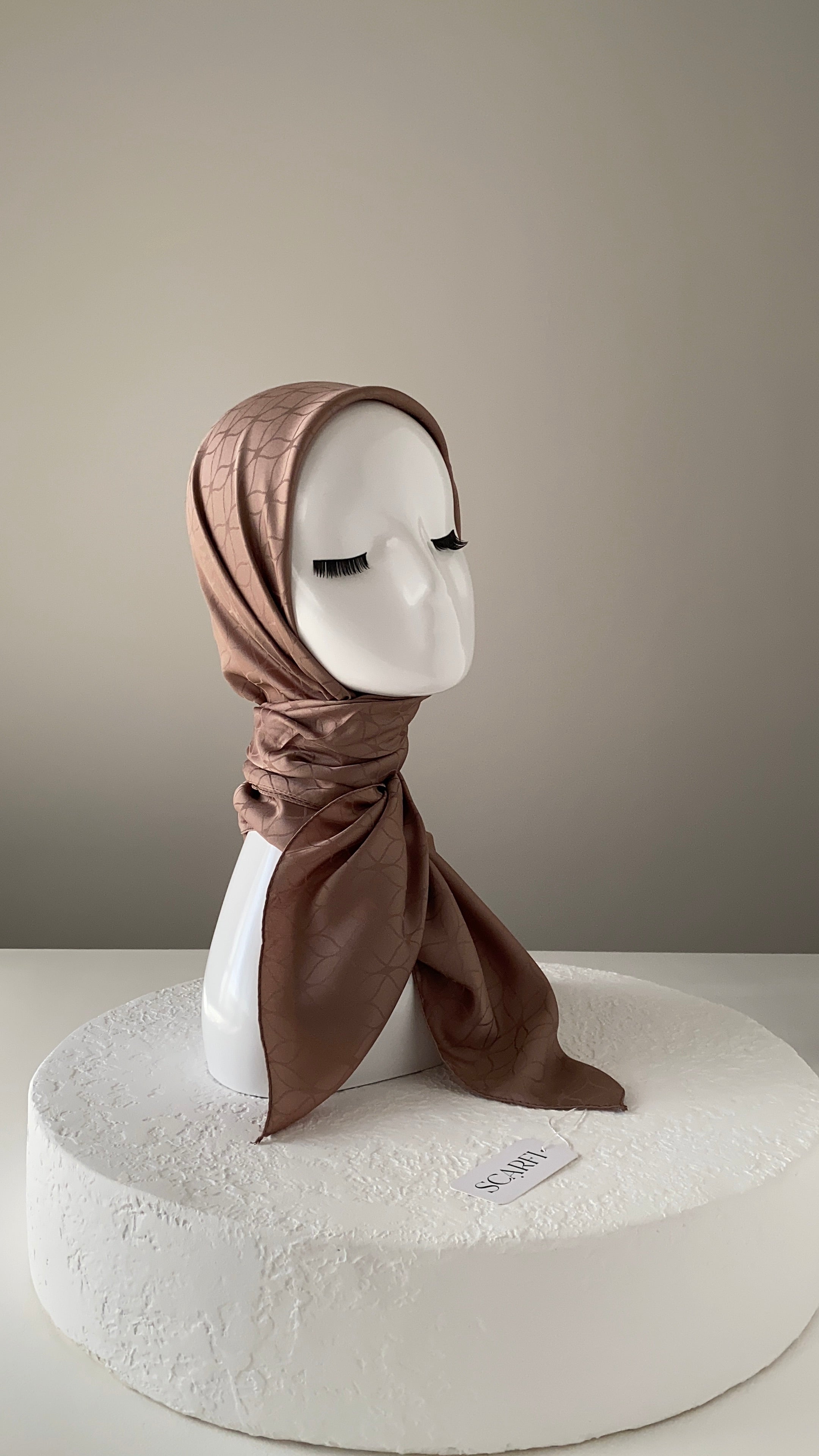 London Jakarli Silk Cotton Light Brown لندن جاكارلي حرير قطن بني فاتح