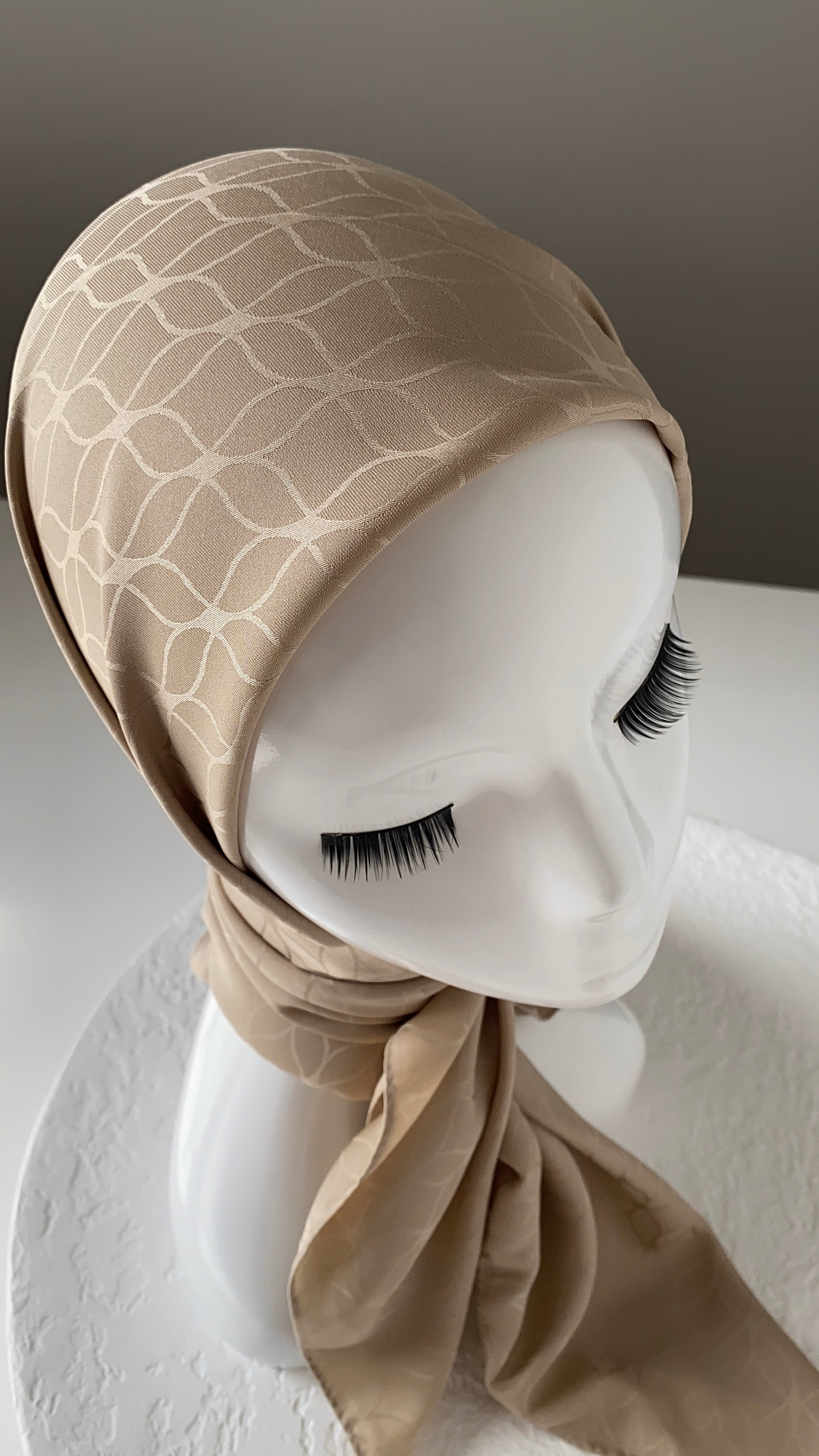 London Jakarli Silk Cotton Light Mocha لندن جاكارلي حرير قطن موكا