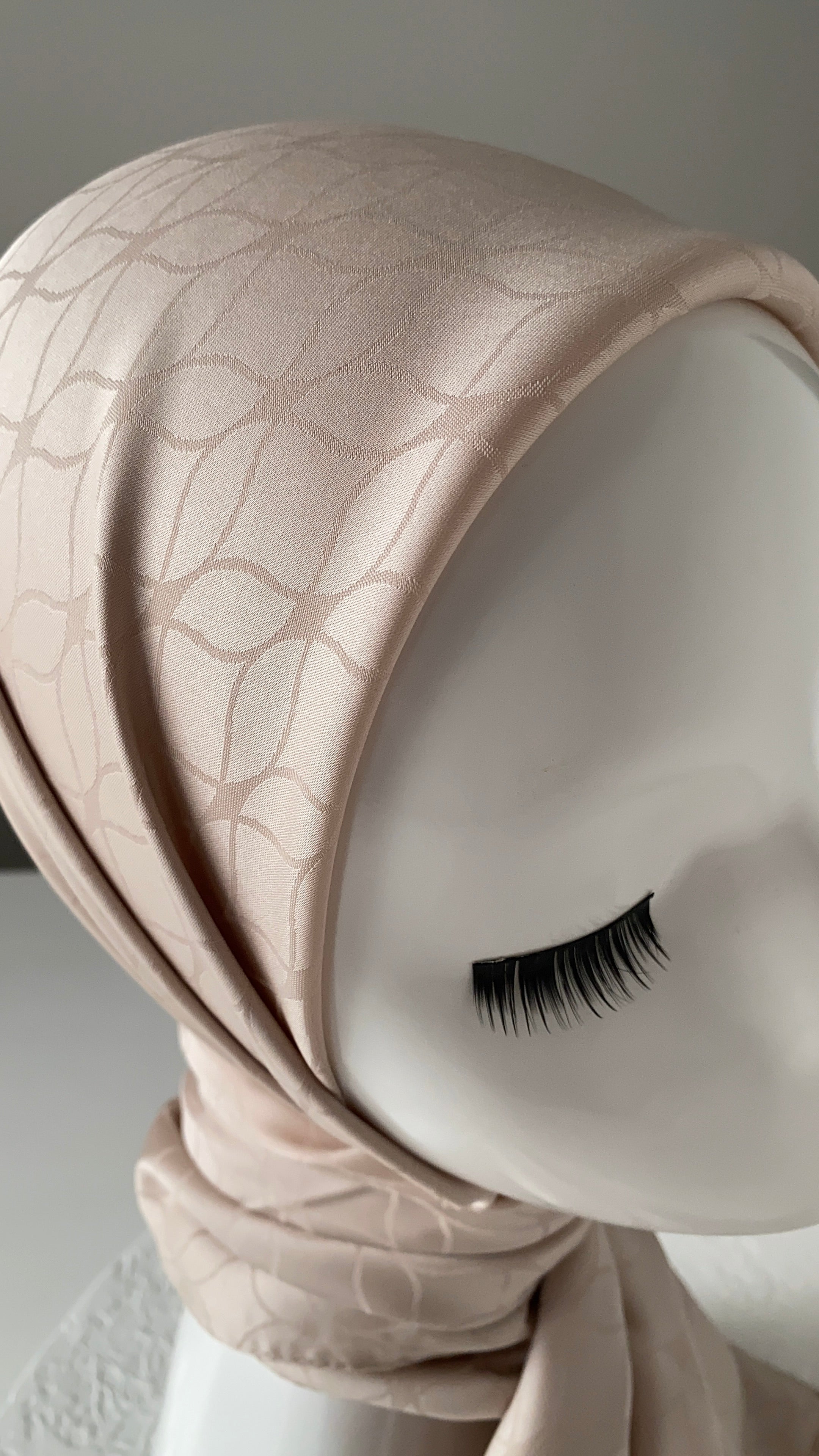 London Jakarli Silk Cotton Pink Beige لندن جاكارلي حرير قطن بيج وردي