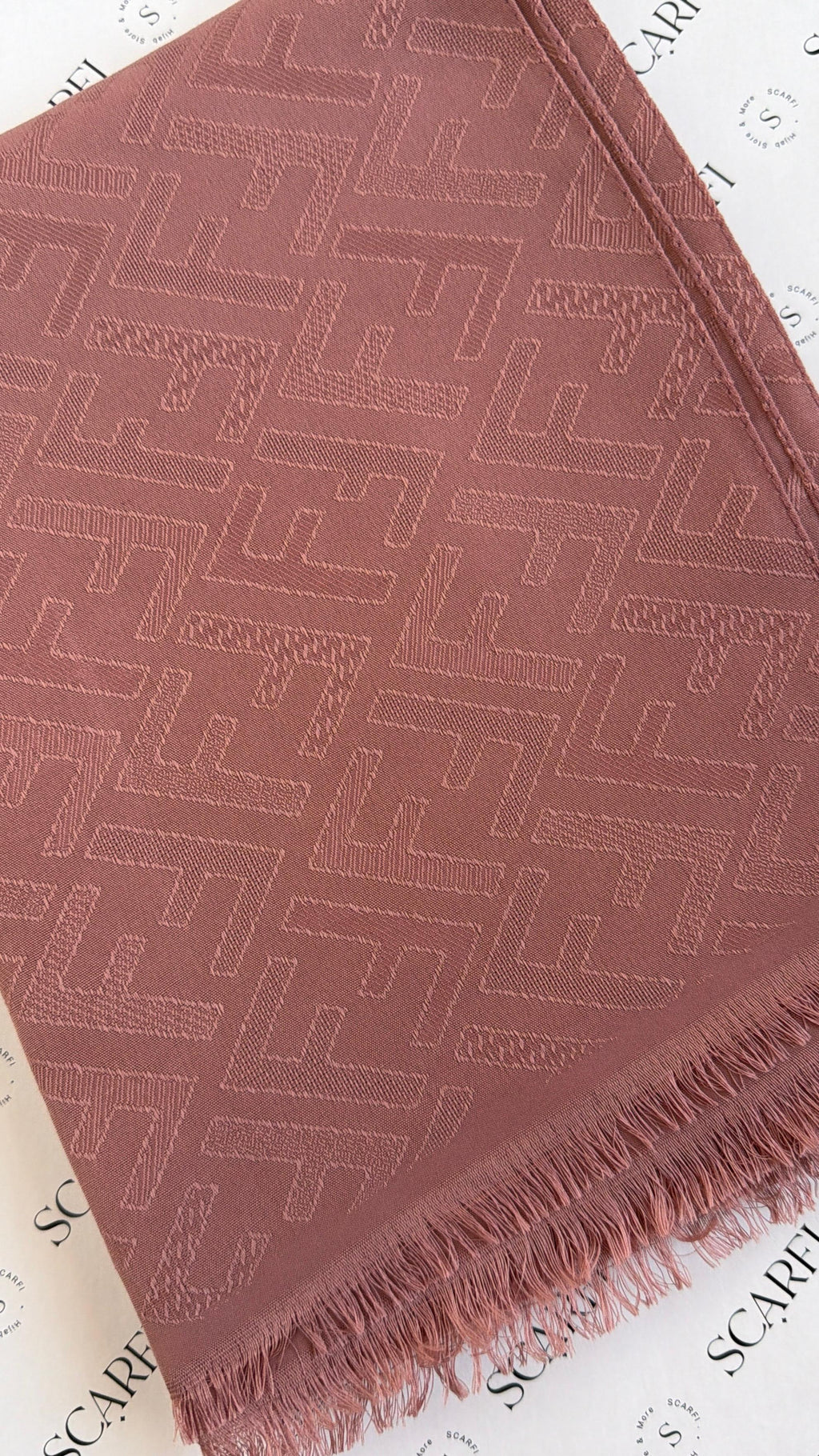 Modal Fendi
