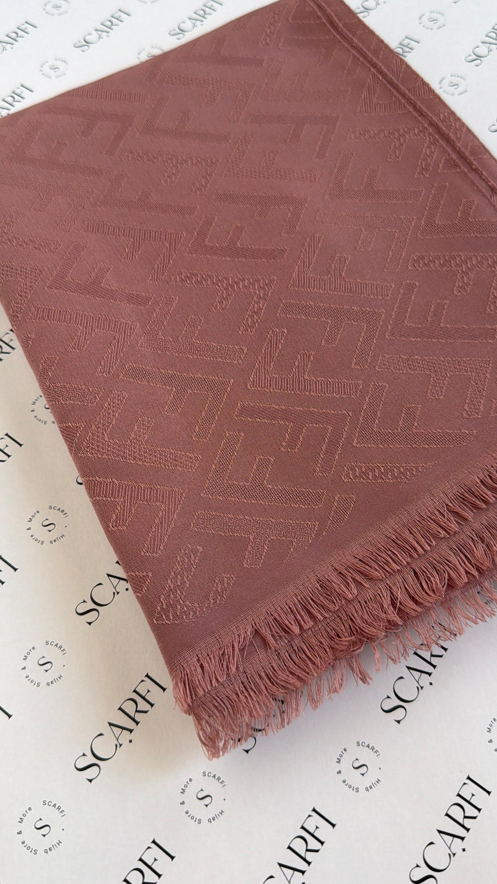 Modal Fendi
