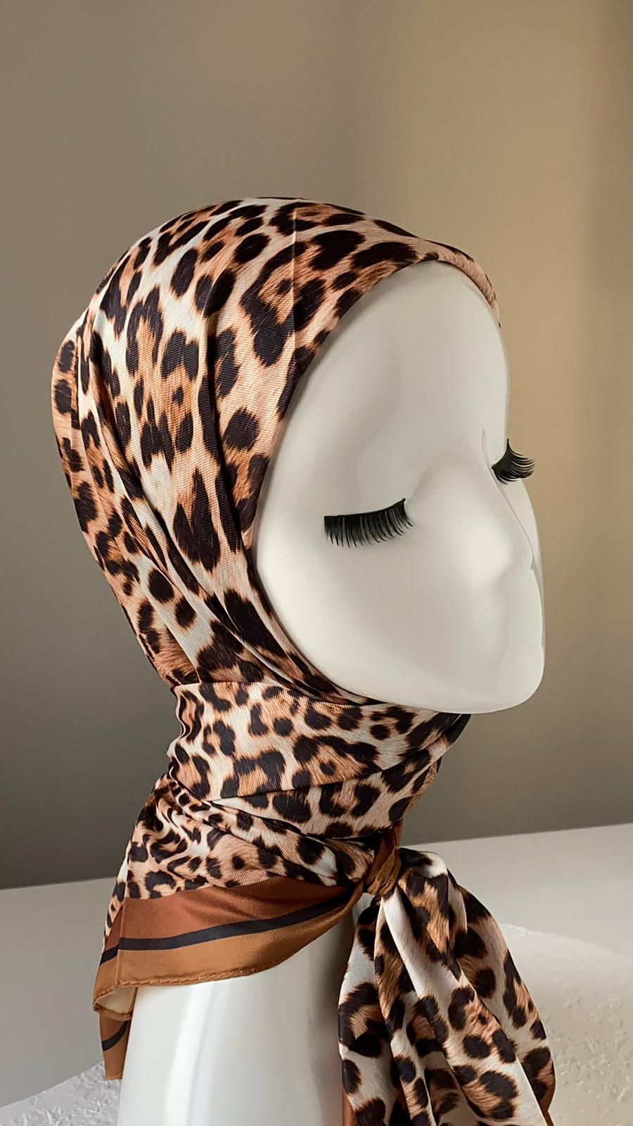 Rayon Leopard