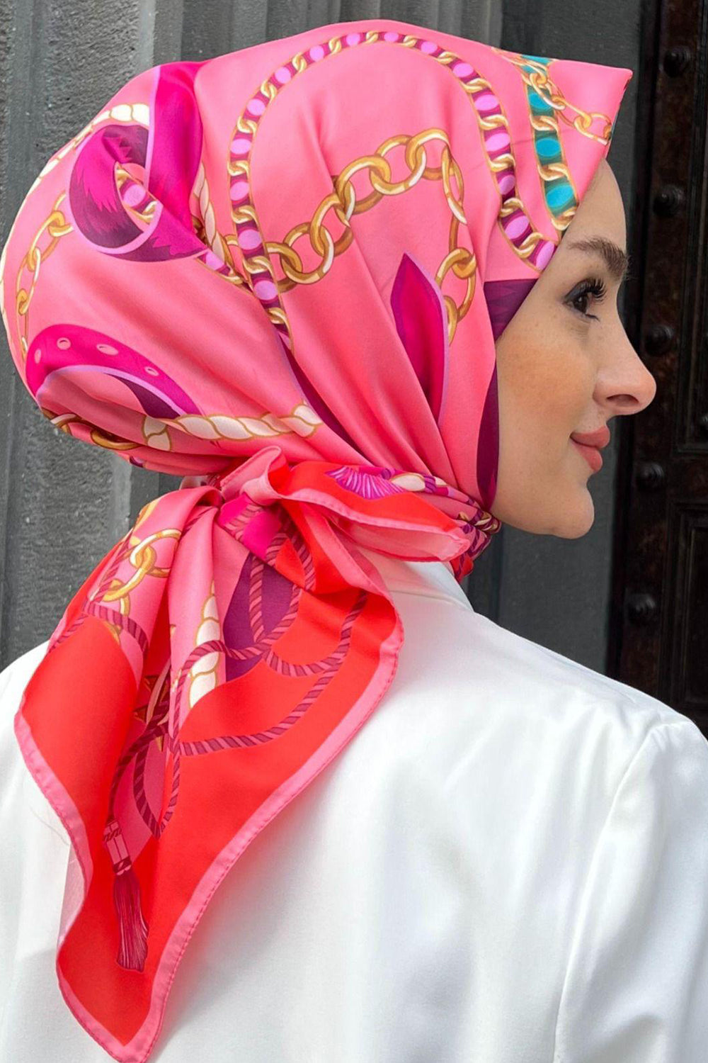 Premium Double Satin Royal Prints إيشارب دبل ساتان رويال