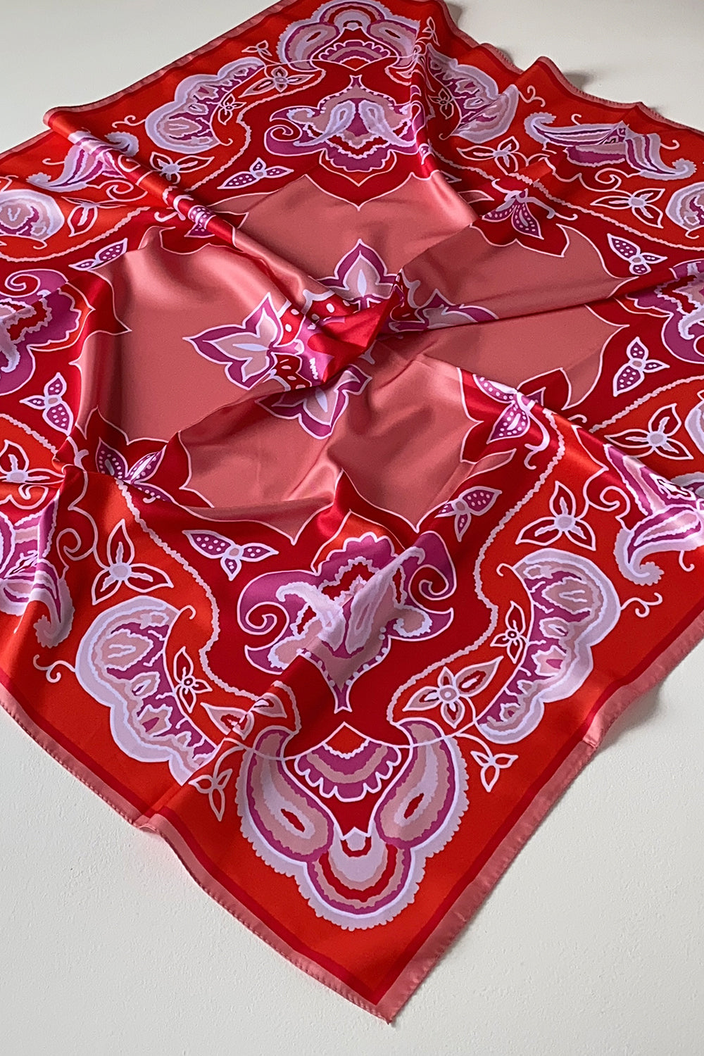 Premium Double Satin Royal Prints إيشارب دبل ساتان رويال