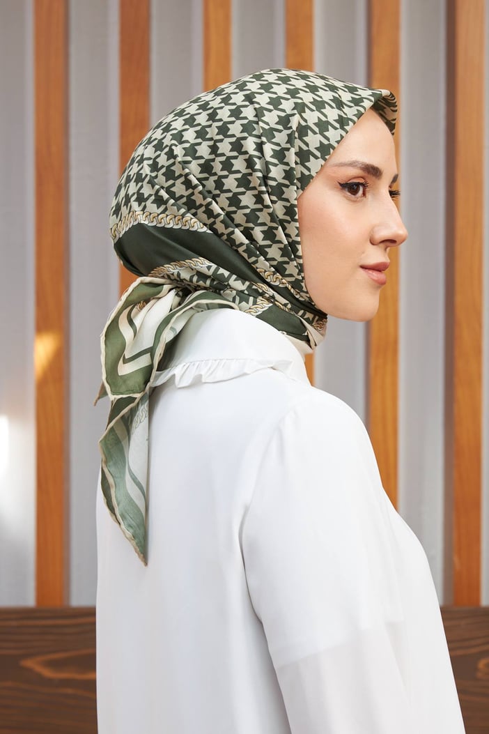 Soft Eşarp Olive Green ايشارب قطن سوفت باللون الزيتي و البيج