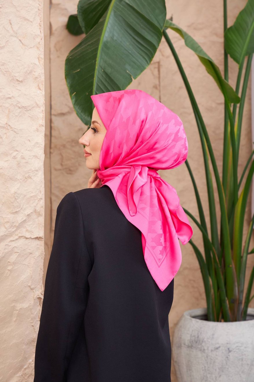 Monogram Jakarli  Silk Cotton Berry Blush مونوغرام جاكارلي حرير قطن حمرة التوت