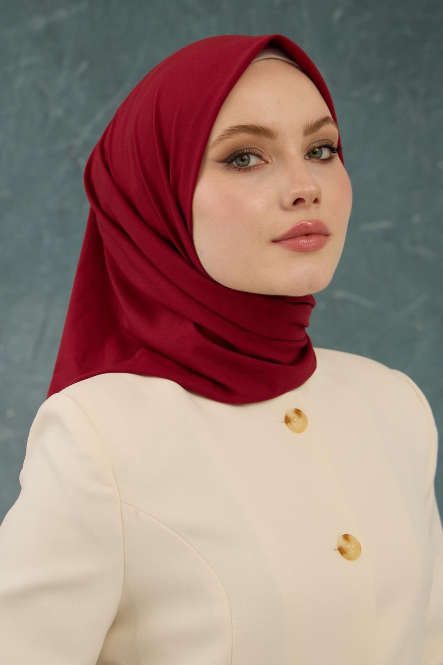 Eşarp Crepe Lycra Burgundy إيشارب كريب لايكرا بلون البرجندي