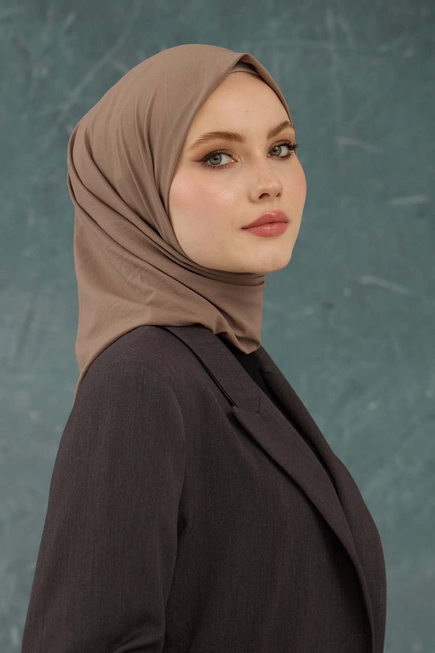 Eşarp Crepe Lycra Milky Brown إيشارب كريب لايكرا بني بالحليب لون القهوة بالحليب