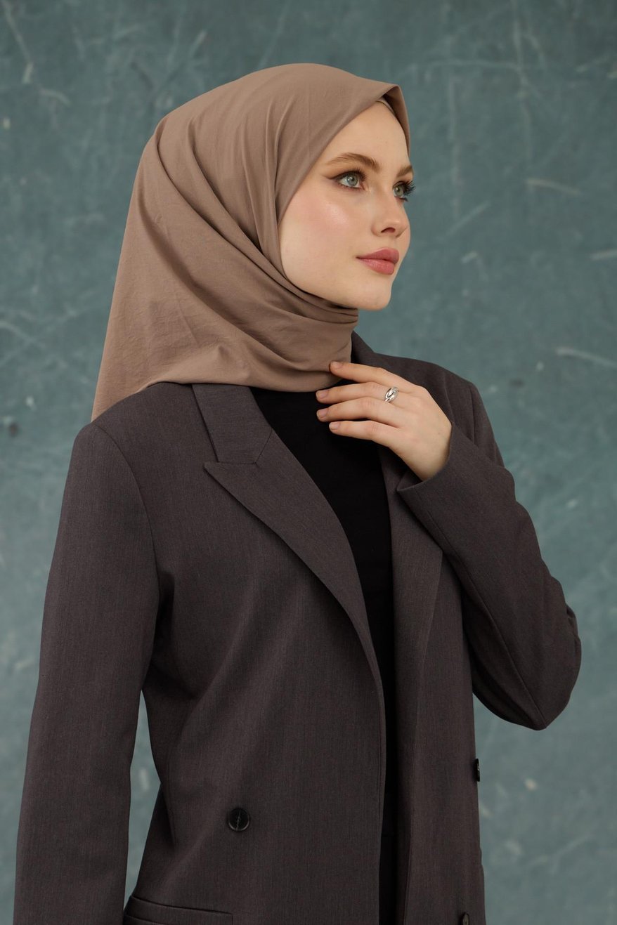 Eşarp Crepe Lycra Milky Brown إيشارب كريب لايكرا بني بالحليب لون القهوة بالحليب