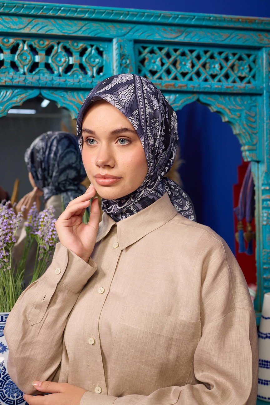 Marrakech Collection Soft Eşarp إيشارب سوفت من مجموعة مراكش باللون الأسود و الأبيض