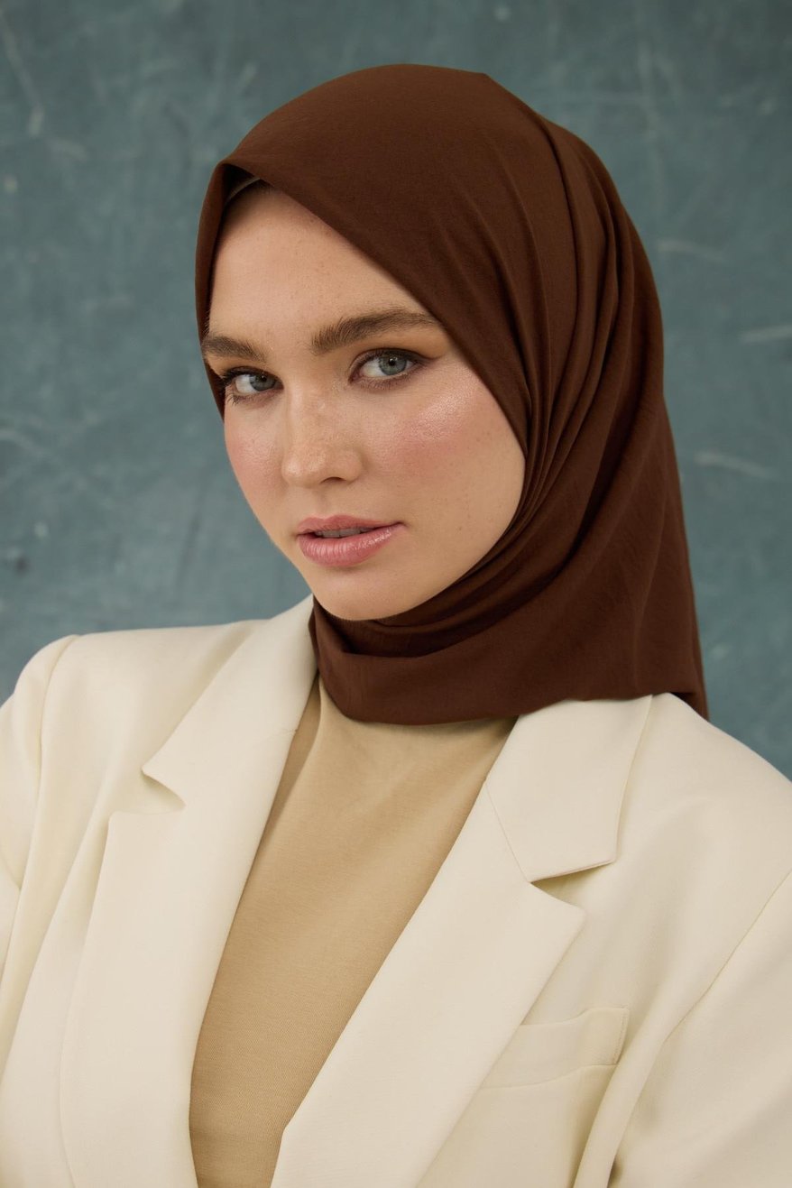Eşarp Crepe Lycra Brown إيشارب كريب لايكرا بلون بني
