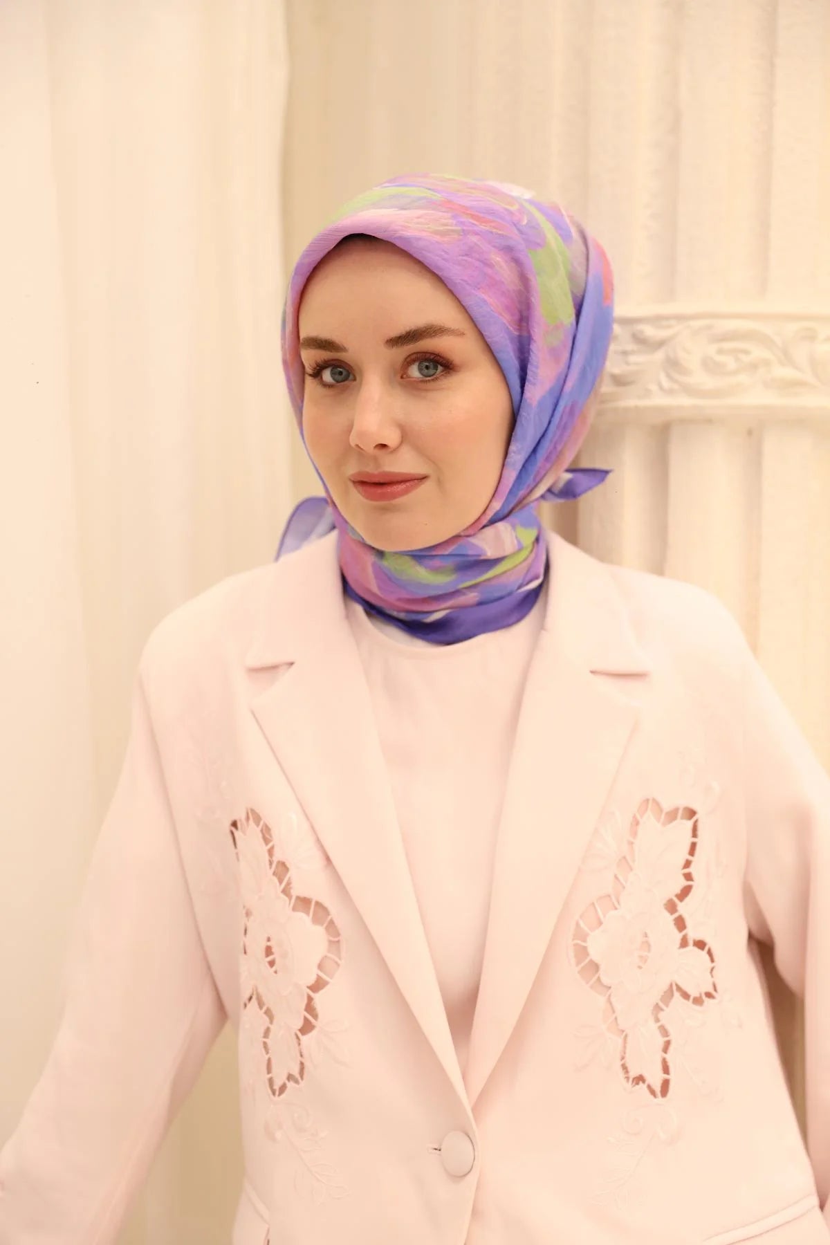 Olinda Scarf