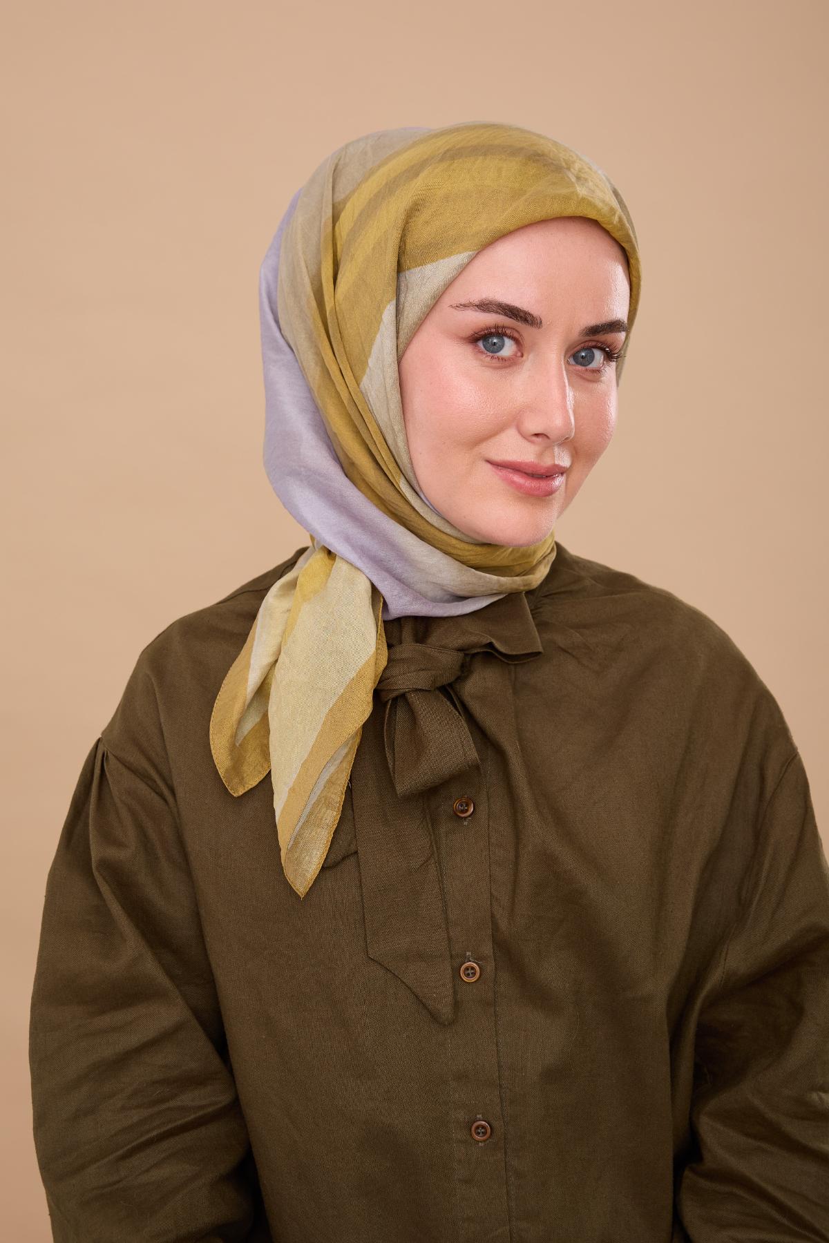 Olinda Scarf